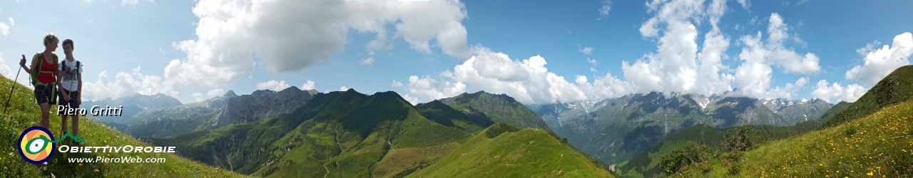 31 Panoramica salendo dalla Manina a Cima Sasna.jpg